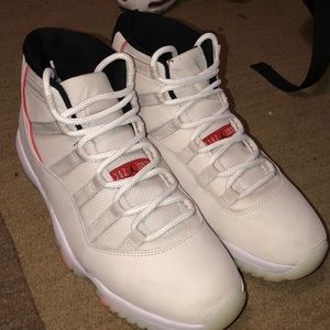 Air Jordan Retro 11 “Platinum Tint”